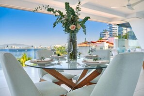 Apartment, Multiple Beds, Kitchen, Ocean View (Orchid Mezzanine A) | Dining