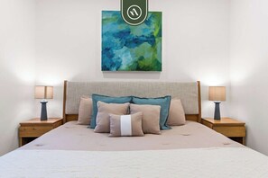 Condo, 1 King Bed with Sofa bed, Pool Access, Ocean View (Luz 203)