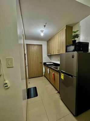 Microwave, stovetop, dishwasher