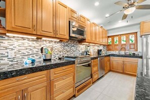 Private kitchen - Ocean View 2Br Condo-balcony-beach-pool - 603 (Puerto Vallarta)