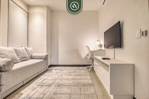 Apartment, Multiple Beds, Hot Tub, Beach View (V Golf 204) | Living area