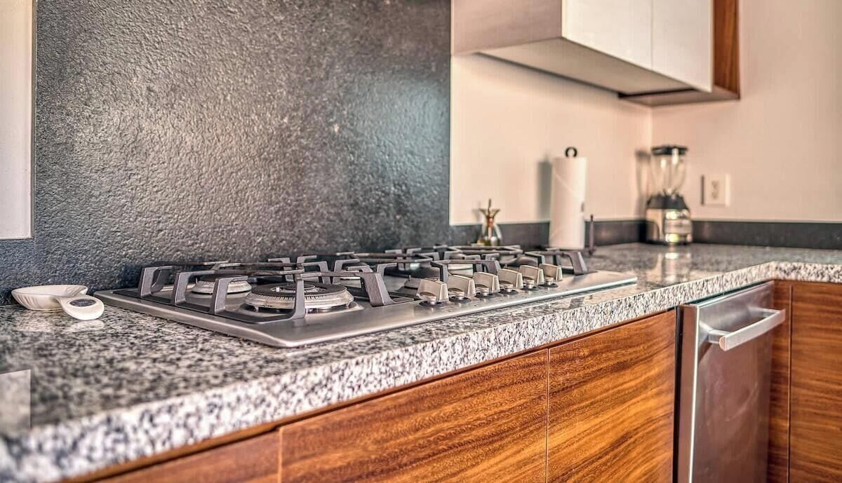 Appartement, meerdere bedden, hot tub, uitzicht op strand (V Golf 204) | Privékeuken | Een waterkoker