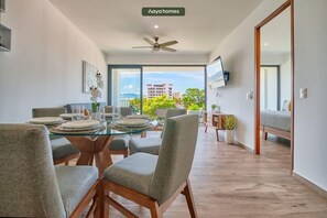 아파트, 침대(여러 개), 주방, 해변 전망 (Verde Mar Living 405) | 다이닝