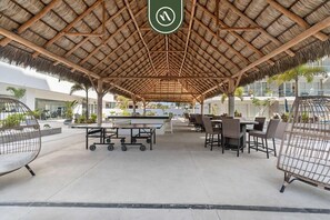 Outdoor dining - Tropical 2 BR Retreat - Close to the Beach - Pool (Nuevo Nayarit)