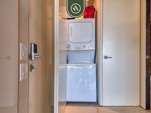 Apartment, Mehrere Betten, Küche, Meerblick (Soho PV PH1104 Casa del Cielo) | Innenbereich