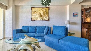 Apartment, Multiple Beds, Kitchen, Ocean View (Bay View Grand F301) | Interior - 2BR Beach Condo With Jacuzzi, Pools & Ocean View (Puerto Vallarta)