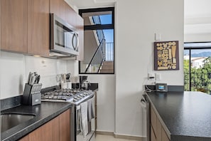Condo, Multiple Beds, Balcony (Galeritas 5) | Private kitchen