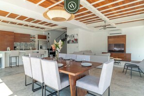 Apartment, Multiple Beds, Hot Tub, Ocean View (The Ava 14) | Dining