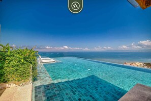 Outdoor pool - Luxury Studio in Romantic Zone - Infinity Pool (Puerto Vallarta)
