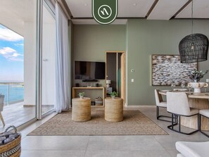 Apartment, Mehrere Betten, Küche, Meerblick (Harbor 171 Torre Sur PH14002) | Innenbereich