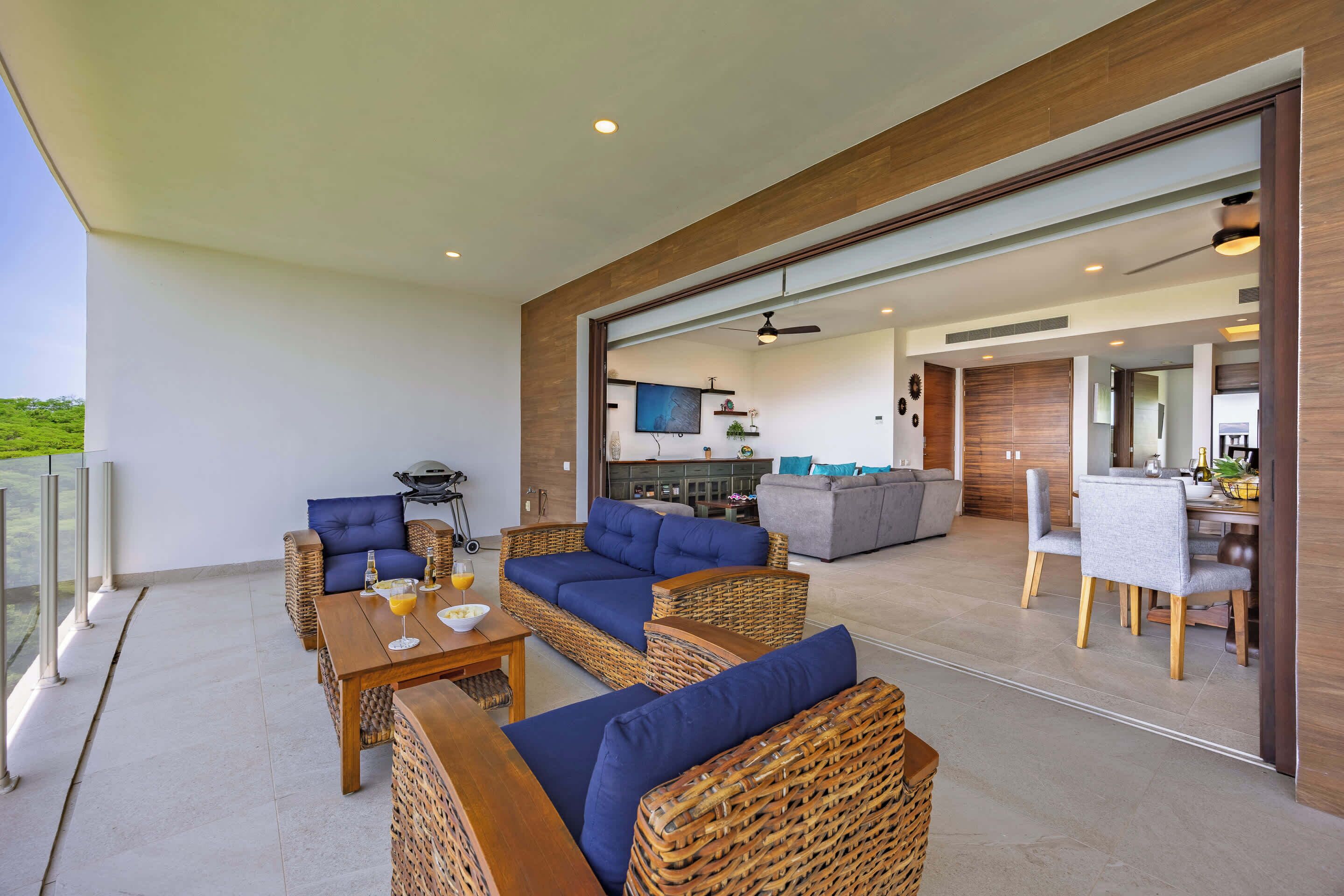 Condo, varias camas, cocina, vista al océano (Alamar Delta I 902) | Interior