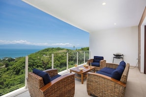 Apartment, Mehrere Betten, Whirlpool, Meerblick (Alamar Delta I 902) | Terrasse/Patio