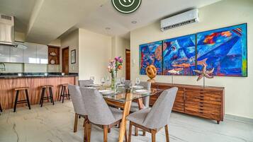 Apartment, Multiple Beds, Balcony, Beach View (Quinta San Miguel 404 T3) | 2 bedrooms, individually decorated, individually furnished, bed sheets