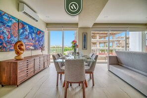 Departamento, varias camas, balcón, vista a la playa (Quinta San Miguel 404 T3) | Interior