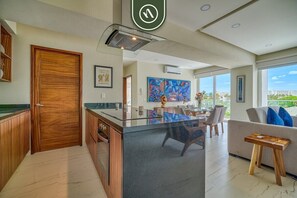 Departamento, varias camas, balcón, vista a la playa (Quinta San Miguel 404 T3) | Interior