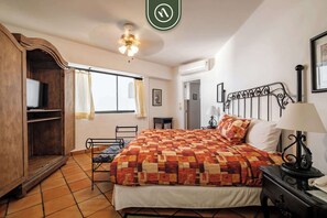 아파트, 침대(여러 개), 주방, 바다 전망 (OBS - 104 - 101) | 2 개의 침실, 각각 다른 스타일의 인테리어, 각각 다르게 가구 비치, 침대 시트