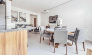 Appartement, meerdere bedden, toegang tot zwembad, uitzicht op strand (DellaTerra 1A) | Dineren