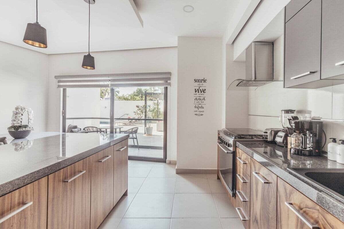 Appart'hôtel, plusieurs lits, accès piscine, vue plage (DellaTerra 1A) | Cuisine privée