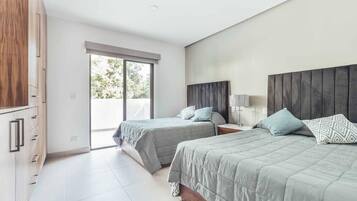 公寓, 多張床, 廚房, 海灘景觀 (DellaTerra 1A) | 2 間臥室、獨特裝潢、布置獨特、床單