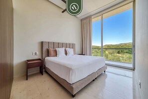 アパートメント ベッド (複数台) キッチン オーシャンビュー (Bolongo PH2) | 2 室のベッドルーム、客室ごとに異なる装飾、客室ごとに異なるインテリア、ベッドシーツ