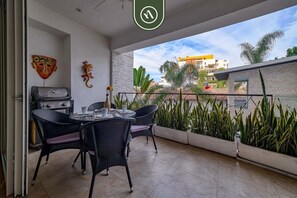 Apartemen, Beberapa Tempat Tidur, dapur, pemandangan samudra (Dterrace 102) | Pemandangan dari kamar