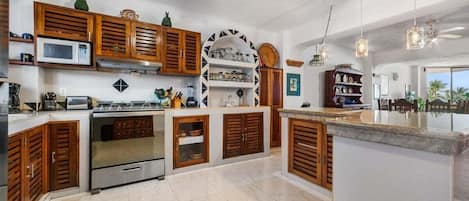 Căn hộ, nhiều giường, có thể sử dụng hồ bơi, quang cảnh biển (305-VistadelSol) | Bếp riêng