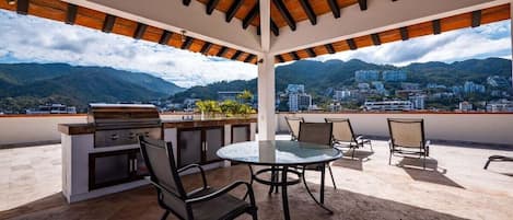 Apartment, Multiple Beds, Pool Access, Ocean View (305-VistadelSol) | Outdoor dining