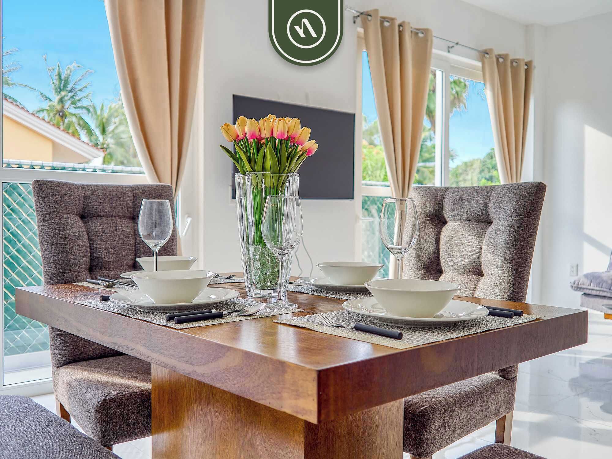 Departamento, 1 cama matrimonial y sofá cama, cocina, vista al océano (Grand Trianon 203) | Restaurantes