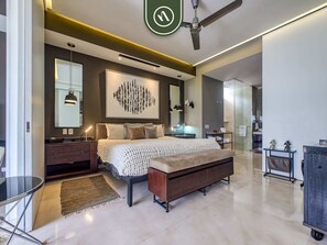 Apartment, 1 King Bed, Kitchen, Ocean View (Pier 57 511) | 1 bedroom, individually decorated, individually furnished, bed sheets - Luxury 1 BR Condo in Pier 57 - Infinity Pool (Puerto Vallarta)