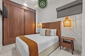 Apartment, Multiple Beds, Terrace, Ocean View (Casa Galeana 202) | 2 bedrooms, individually decorated, individually furnished, bed sheets