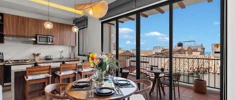 Apartment, Multiple Beds, Terrace, Ocean View (Casa Galeana 202) | Dining