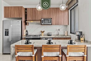 Leilighet, flere senger, kjøkken, havutsikt (Casa Galeana 202) | Eget kjøkken | Spisebord