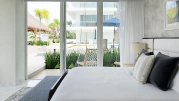 2 bedrooms, individually decorated, individually furnished, bed sheets