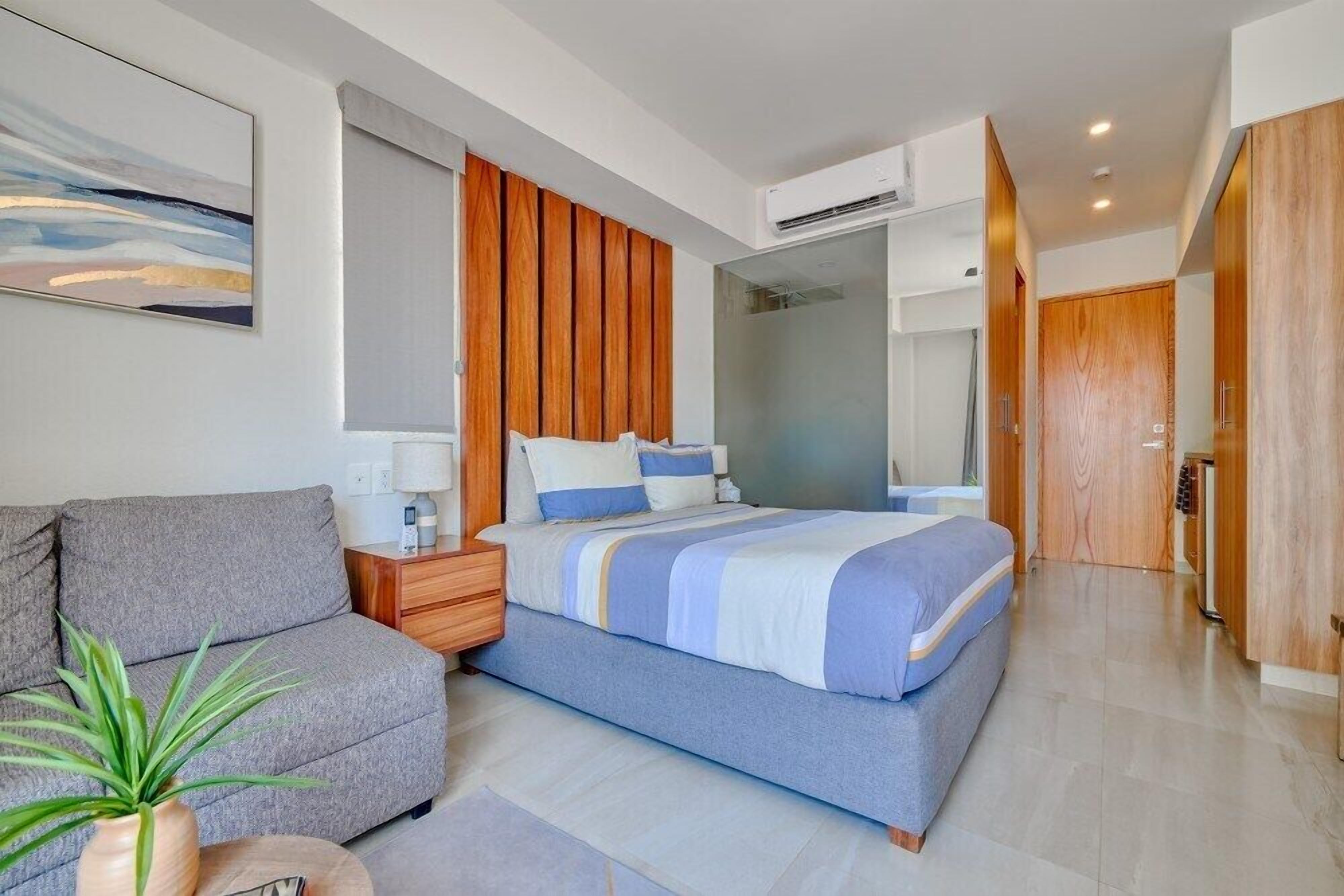 Appartamento, 1 letto king, accesso alla piscina, vista città (Life Bucerias 418) | 1 camera, con stile personalizzato, con arredamento individuale