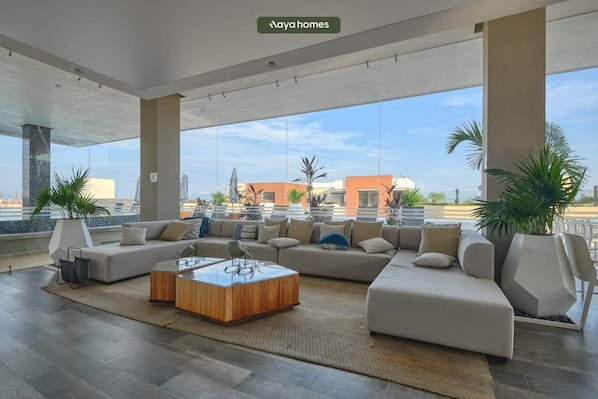 Apartment, Multiple Beds, Kitchen, Ocean View (Loft 268 706 and 707) | Terrace/patio