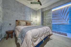 Apartment, Multiple Beds, Kitchen, Ocean View (Loft 268 706 and 707) | 4 bedrooms, individually decorated, individually furnished, bed sheets