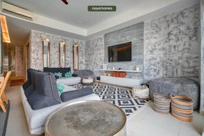 Appartamento, letti multipli, cucina, vista oceano (Loft 268 706 and 707) | Area soggiorno | TV a schermo piatto 42 pollici con canali digitali
