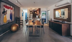 Apartment, Multiple Beds, Kitchen, Ocean View (La Palapa 106) | Dining