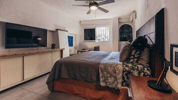 Departamento, varias camas, cocina, vista al océano (La Palapa 106) | 2 habitaciones, decoración personalizada y muebles diferentes