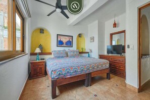 Apartment, 1 King Bed, Balcony, Ocean View (606 Plaza Mar) | 1 bedroom, individually decorated, individually furnished, bed sheets