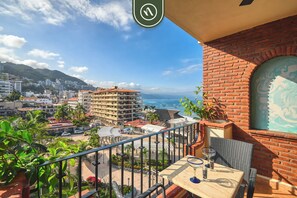 Apartment, 1 King Bed, Kitchen, Ocean View (606-Plaza Mar) | Property grounds - Ocean View 1Br Condo-balcony-beach-pool - 606 (Puerto Vallarta)