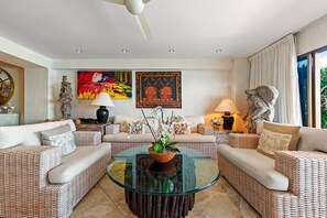 Apartment, Multiple Beds, Kitchen, Ocean View (712-VistadelSol) | Living area