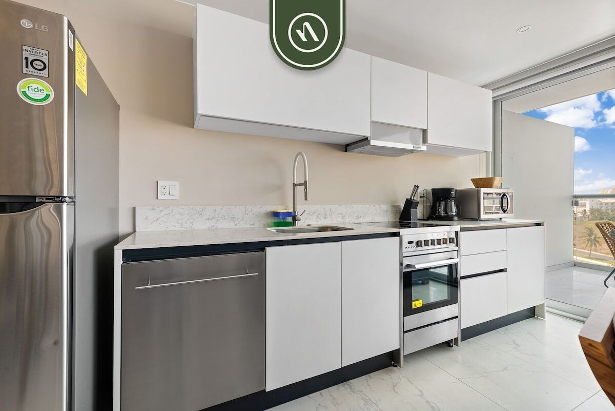 Departamento, 2 camas Queen size, hidromasaje, vista a la alberca (Maritima Golf 5J) | Cocina privada