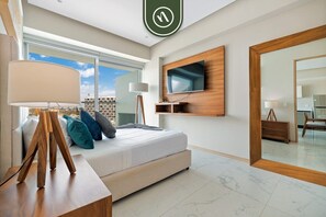 Appartement, 2 queensize bedden, bubbelbad, uitzicht op zwembad (Maritima Golf 5J) | 2 slaapkamers, individueel gedecoreerd, individueel gemeubileerd