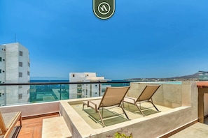 Studio, 1 Queen Bed, Kitchen, Ocean View (Makare 303) | Terrace/patio - Full Equipped Studio- Amazing Rooftop Pool - Oceanview (Bucerías)
