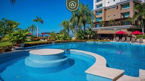 Pool - Amazing Condo With Ocean View - Jacuzzi - Beach (Puerto Vallarta)