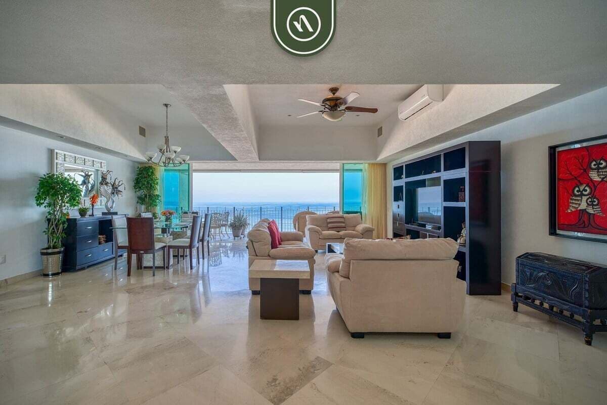 Condo, Multiple Beds, Hot Tub, Ocean View (Grand Venetian T2000 701) | Living area | MP3 dock