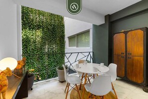 Condo, 1 cama King size y sofá cama, acceso a la alberca, vista al océano (DTerrace 405) | Vista desde la habitación