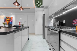 Apartment, 1 King Bed with Sofa bed, Kitchen, Ocean View (DTerrace 405) | Private kitchen
