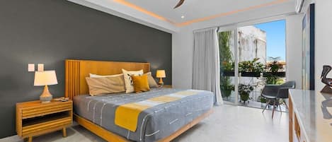 Condo, 1 trĂšs grand lit et 1 canapĂ©-lit, accĂšs Ă la piscine, vue sur lâocĂ©an (DTerrace 405) | 1 chambre, dĂ©cor unique, ameublement unique, literie fournie